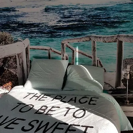 Loli's Quiet With Swimming Pool Homestay szállás Antibes